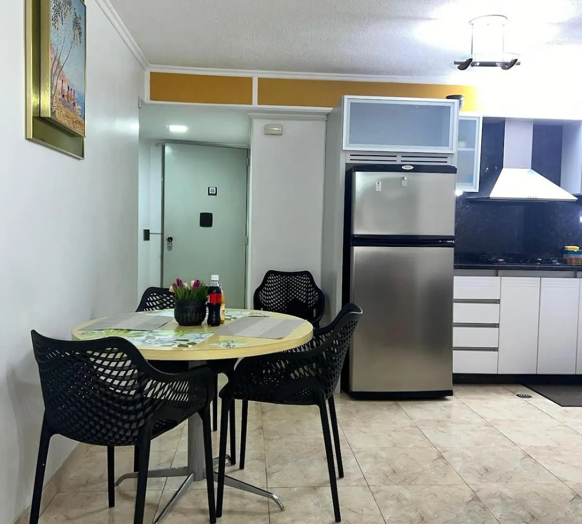 El Bosque-Chacao Apt Con Terraza カラカス