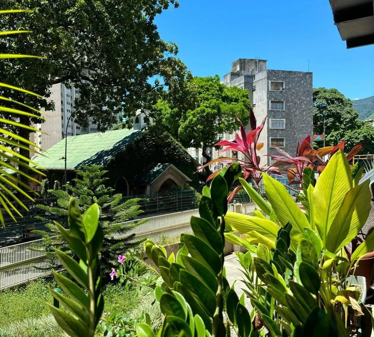 El Bosque-Chacao Apt Con Terraza カラカス